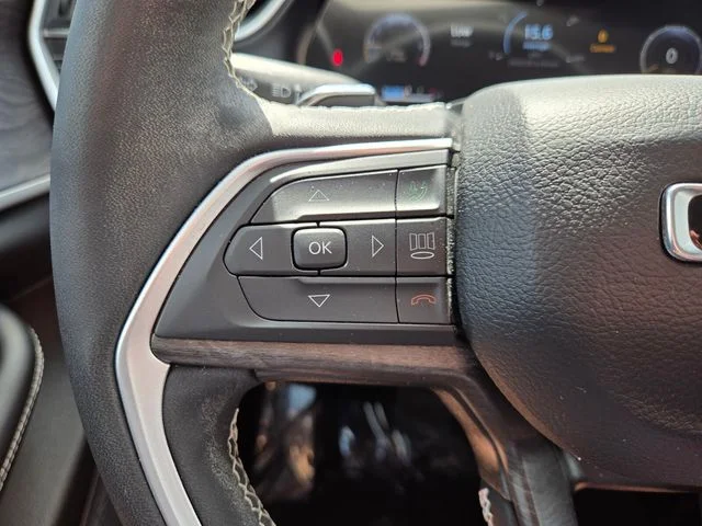 Used 2024 Black Jeep Limited image 30