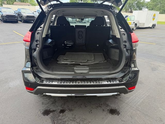 Used 2019 Black Nissan SV image 9