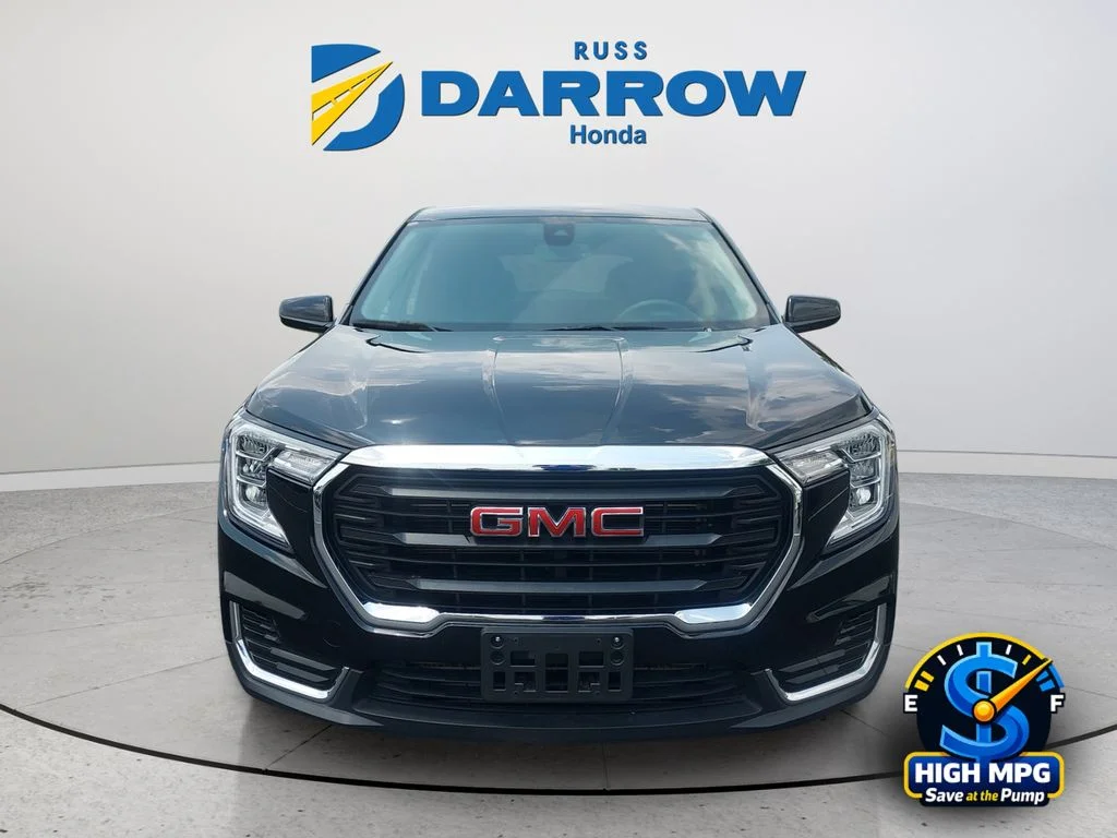 Used 2024 Black GMC SLE image 8
