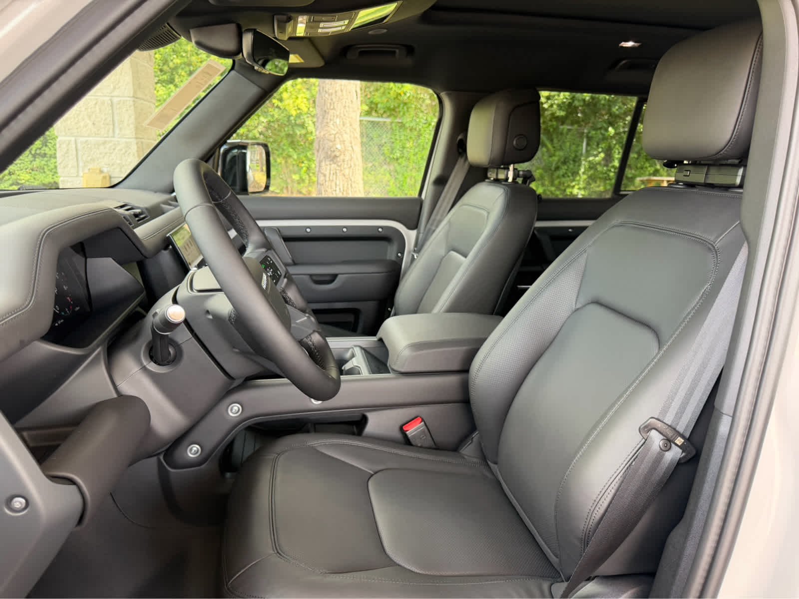 New 2026 Borasco Grey Land Rover X-Dynamic SE image 10