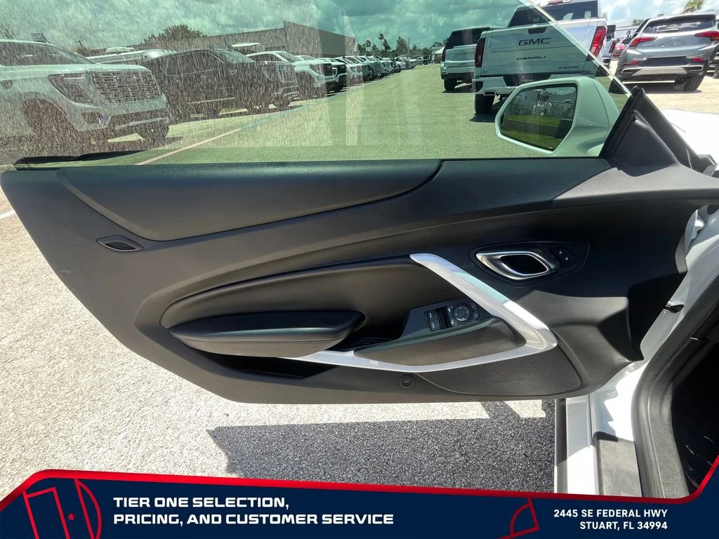 Used 2018 SUMMIT WHITE Chevrolet 1SS image 17