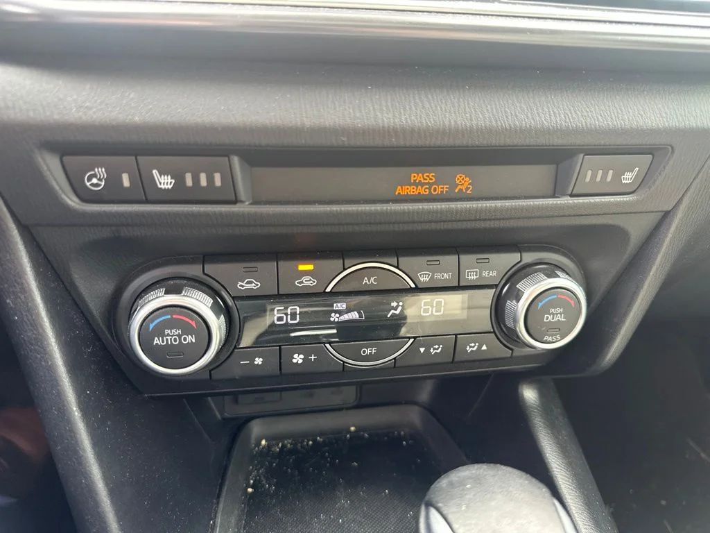 Used 2018 Red Metallic Mazda Grand Touring image 20