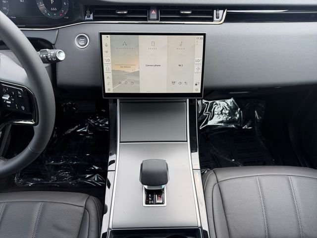 New 2026 Santorini Black Land Rover S image 15