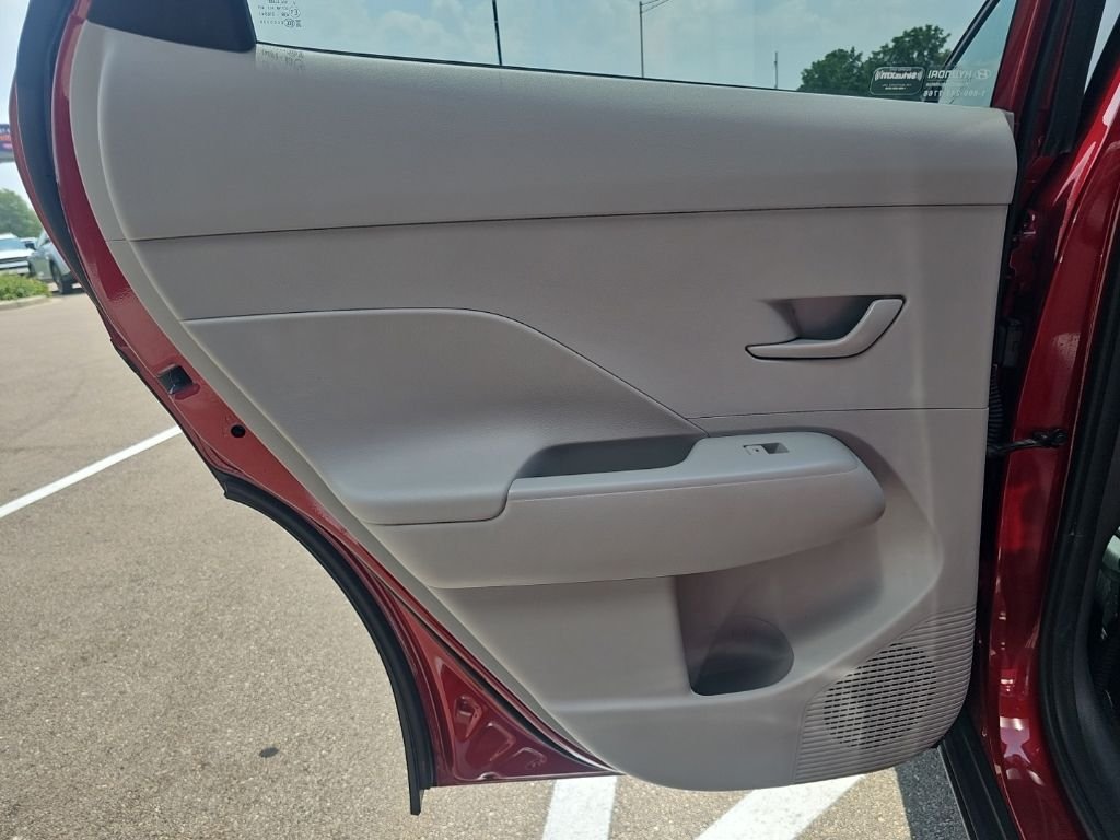 2024 Hyundai Kona SEL - Photo 28