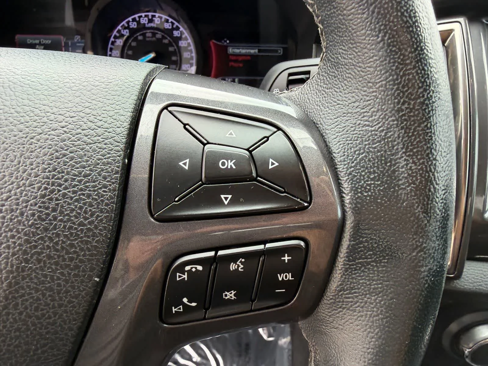 Used 2020 Oxford White Ford LARIAT image 19