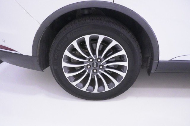 Used 2021 WHITE Lincoln Reserve image 6