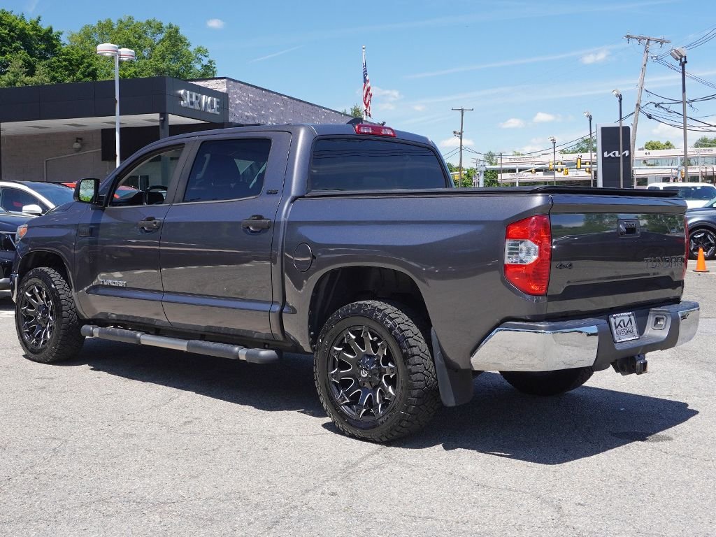 Used 2020 Gray Toyota SR5 image 6