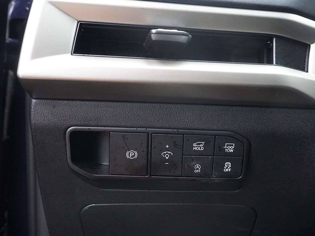 Used 2027 Black Kia S image 52