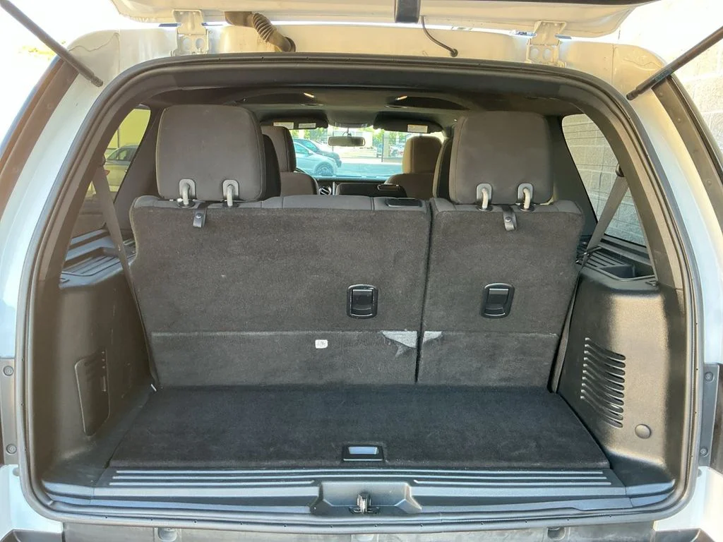 Used 2016 White Ford XL image 22