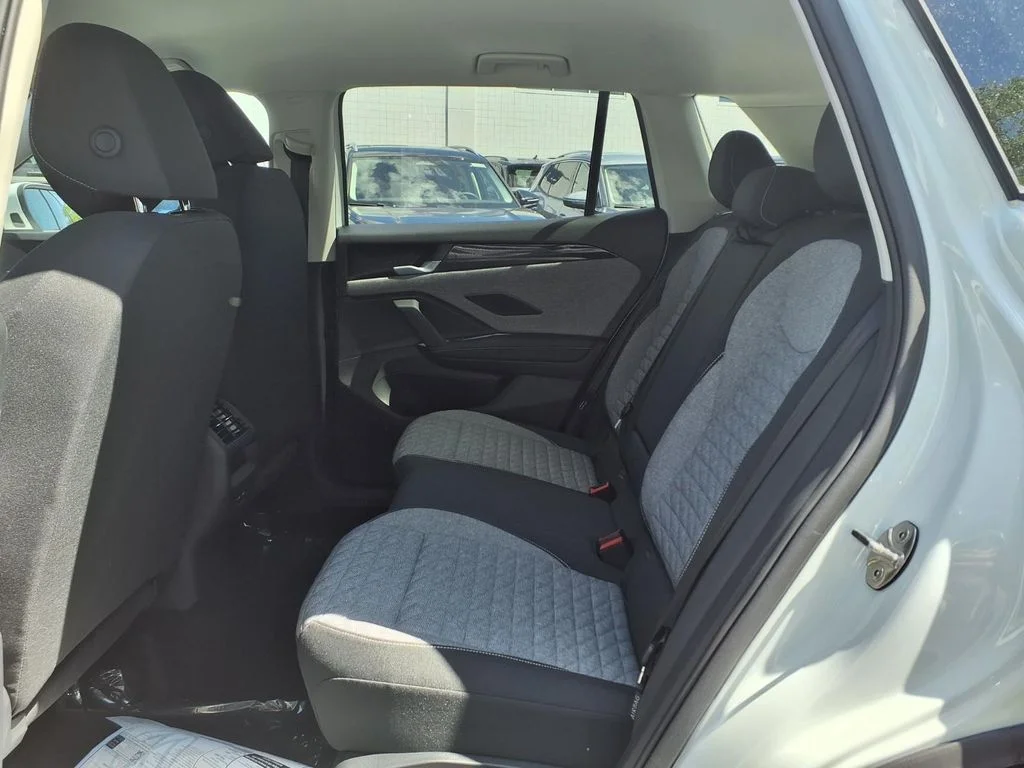 New 2026 Pure White Volkswagen 2.0T SE image 20