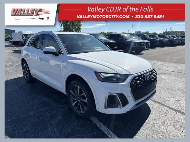 2023 Audi Q5 45 S line Premium