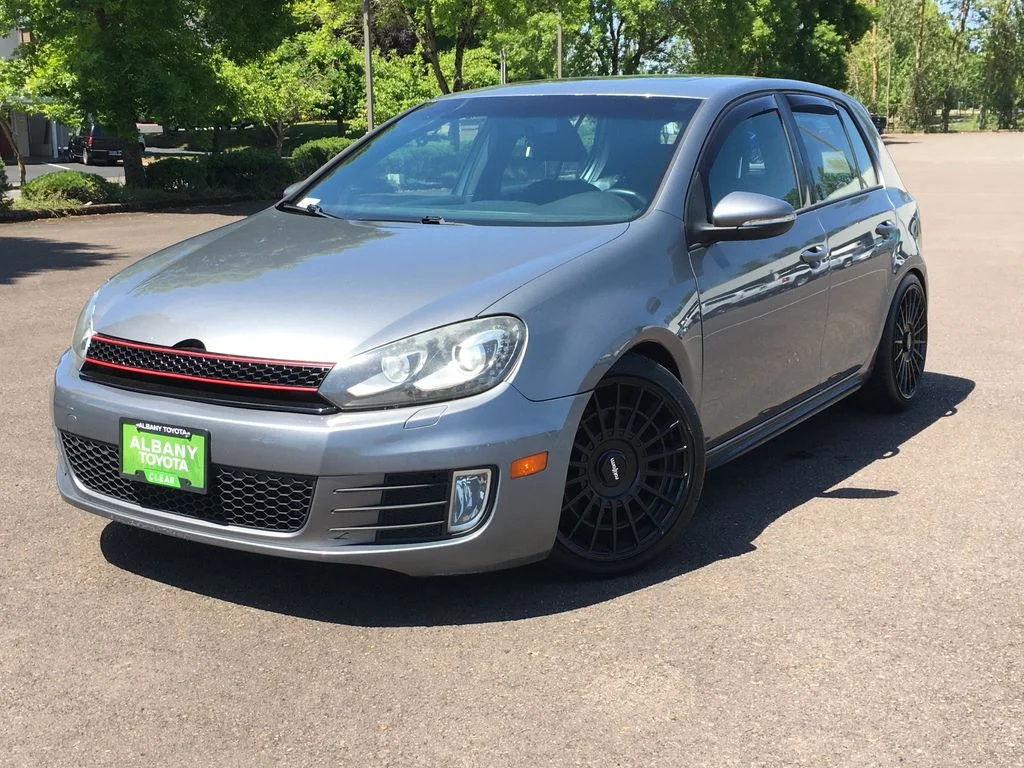 2012 Volkswagen Golf GTI 4-door Sunroof & Nav DSG's photo