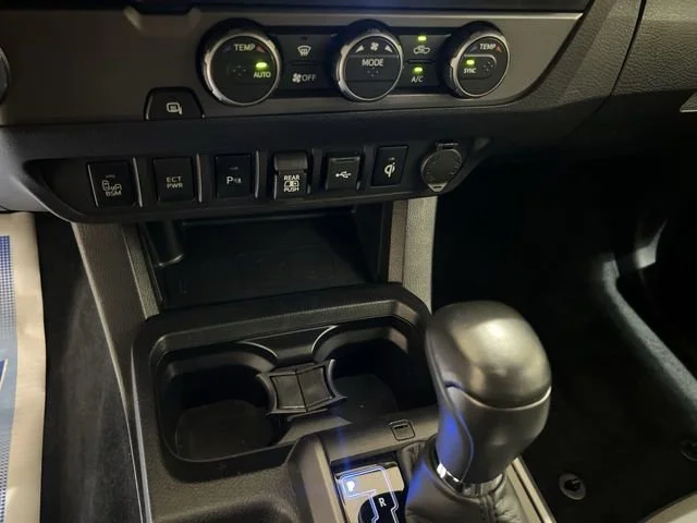 2022 Toyota Tacoma TRD Sport - Photo 16