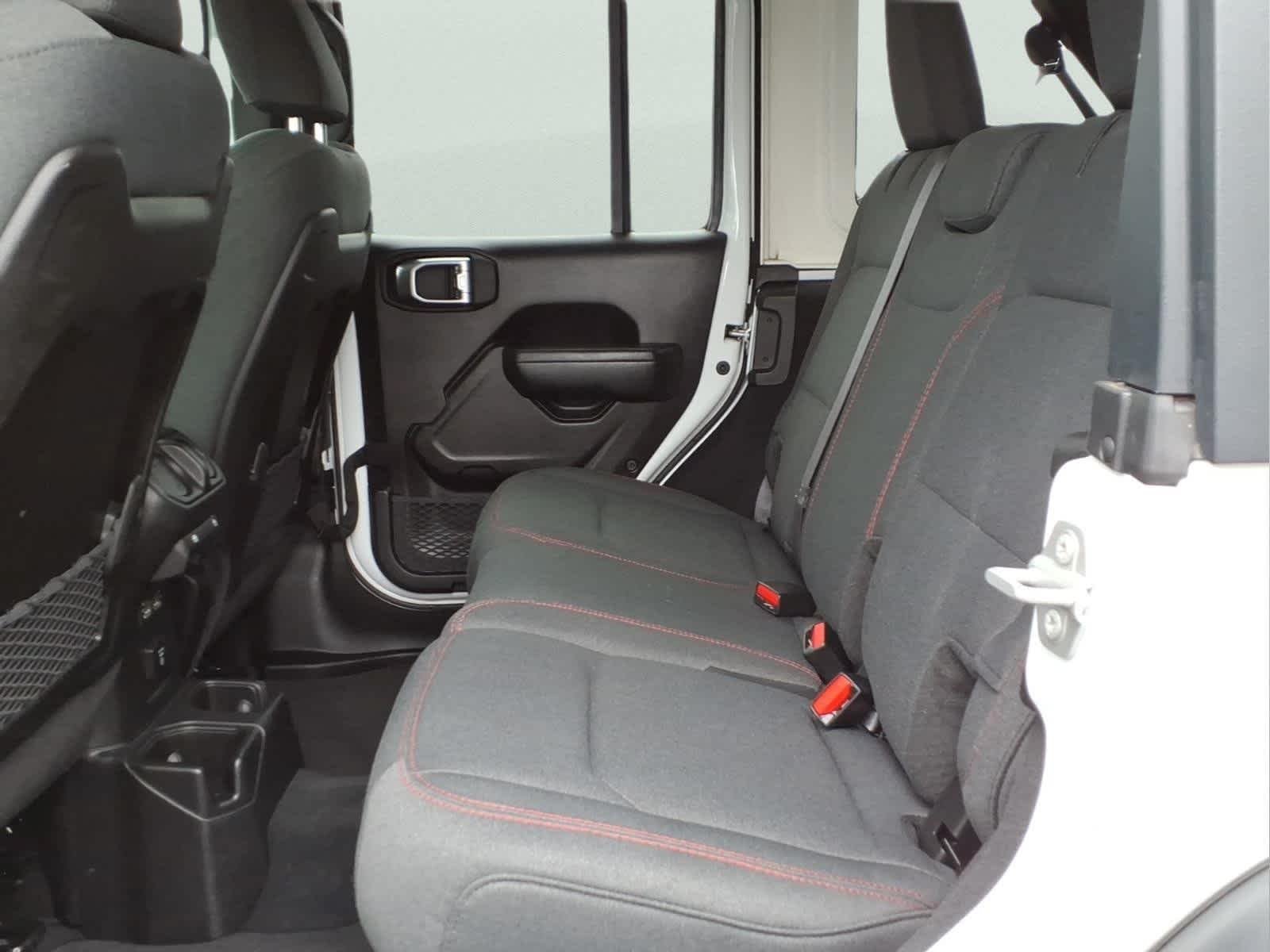 Used 2026 Bright White Clearcoat Jeep Rubicon image 29