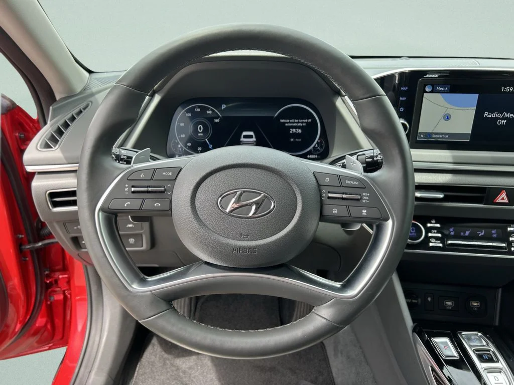 Used 2020 Red Hyundai Limited image 33