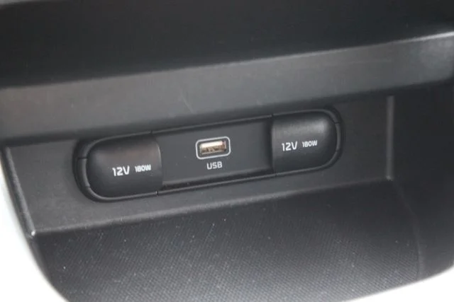 Used 2025 White Kia LX image 8