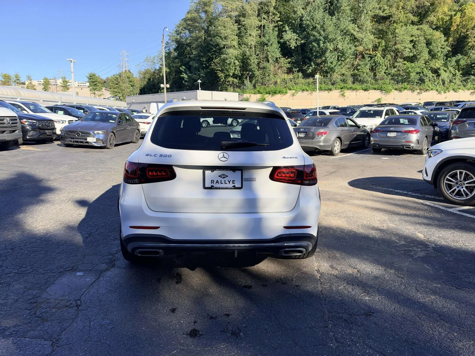 Used 2022  Mercedes-Benz GLC 300 image 4