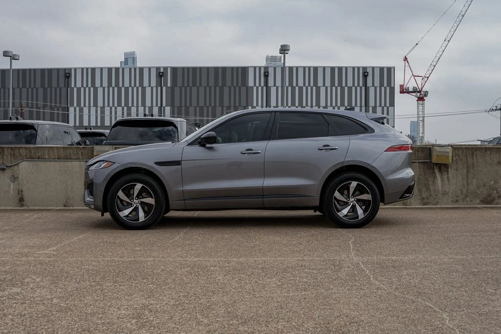 2026 Jaguar F-Pace R-Dynamic S - Photo 6