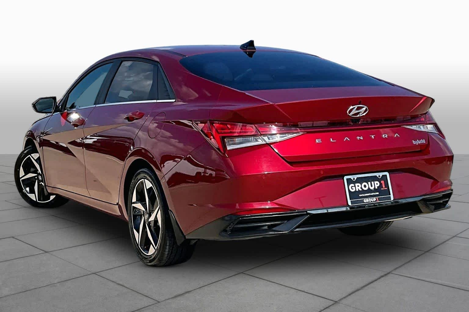 Used 2023 Ultimate Red Hyundai Limited image 11