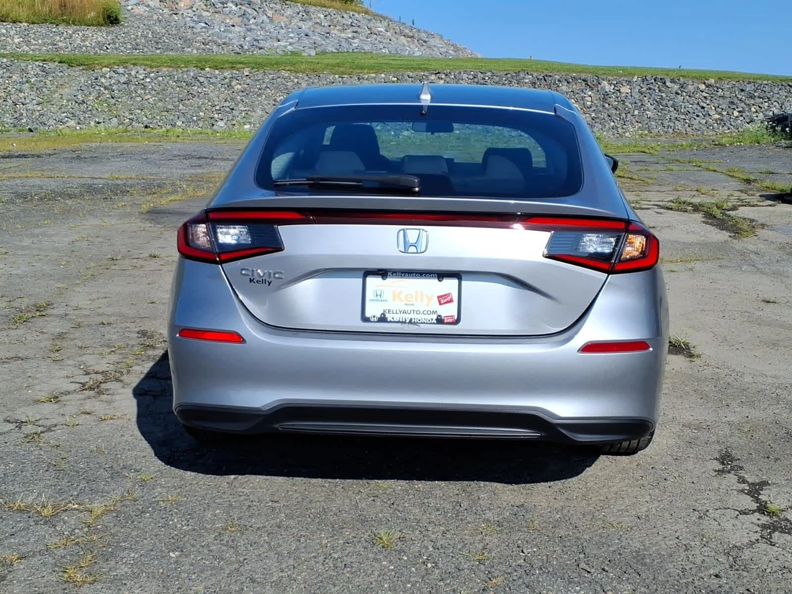 2024 Honda Civic Hatchback LX - Photo 6