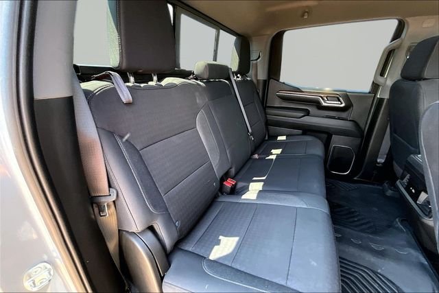 Used 2024 Gray Chevrolet LT image 29