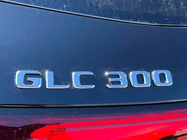 New 2026 Black Mercedes-Benz GLC 300 image 12