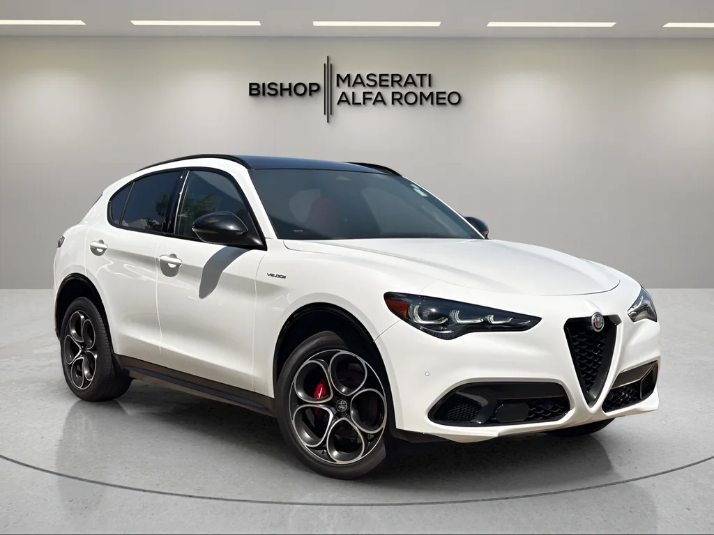 2025 Alfa Romeo Stelvio