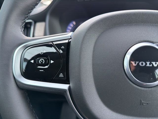2026 Volvo XC90 Plus - Photo 21