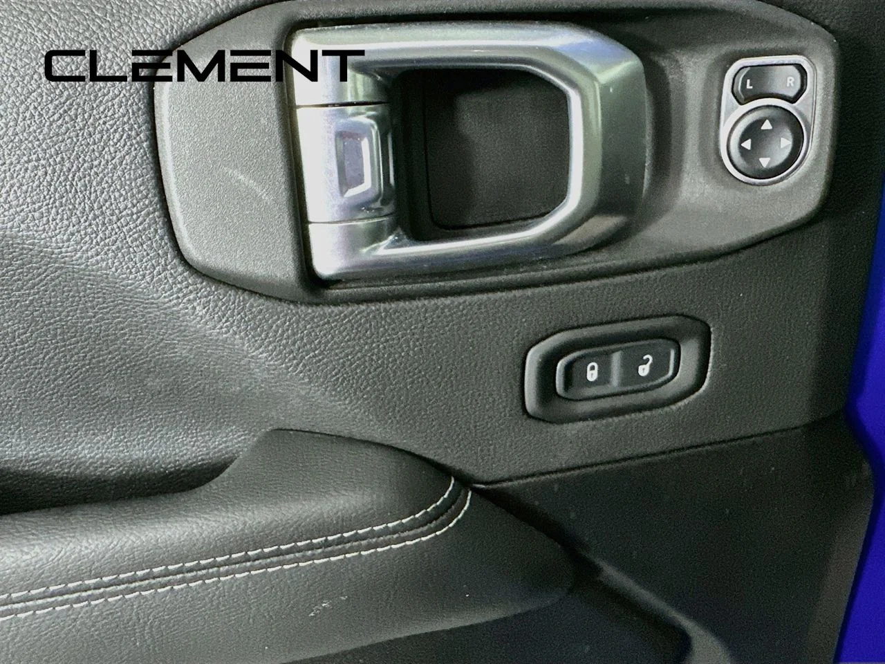 Used 2021 Hydro Blue Pearlcoat Jeep Overland image 20