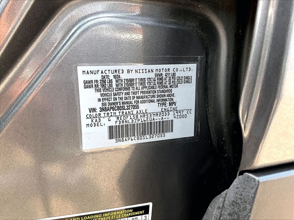 Used 2025 Gray Nissan SV image 33