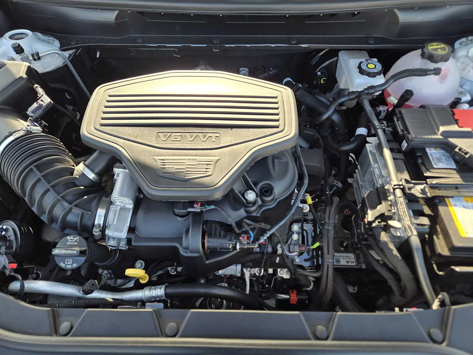 New 2026 Crystal White Tricoat Cadillac Sport image 19