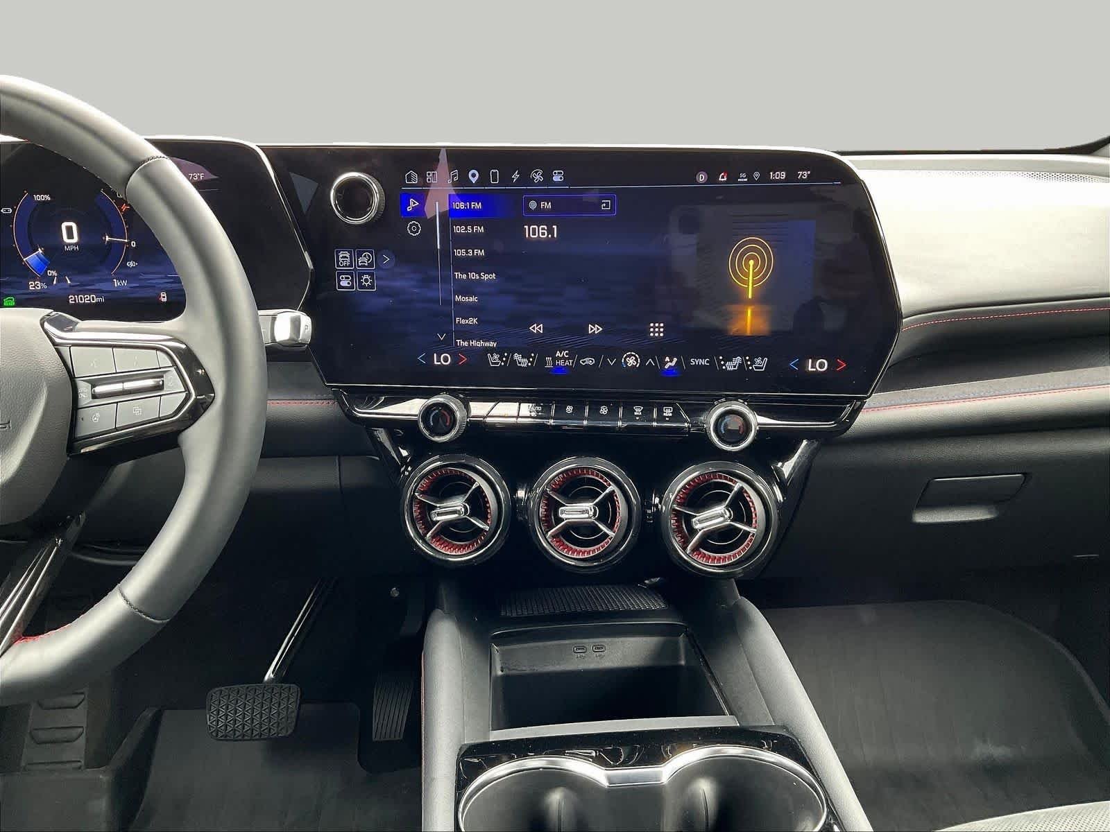2024 Chevrolet Blazer EV RS - Photo 11