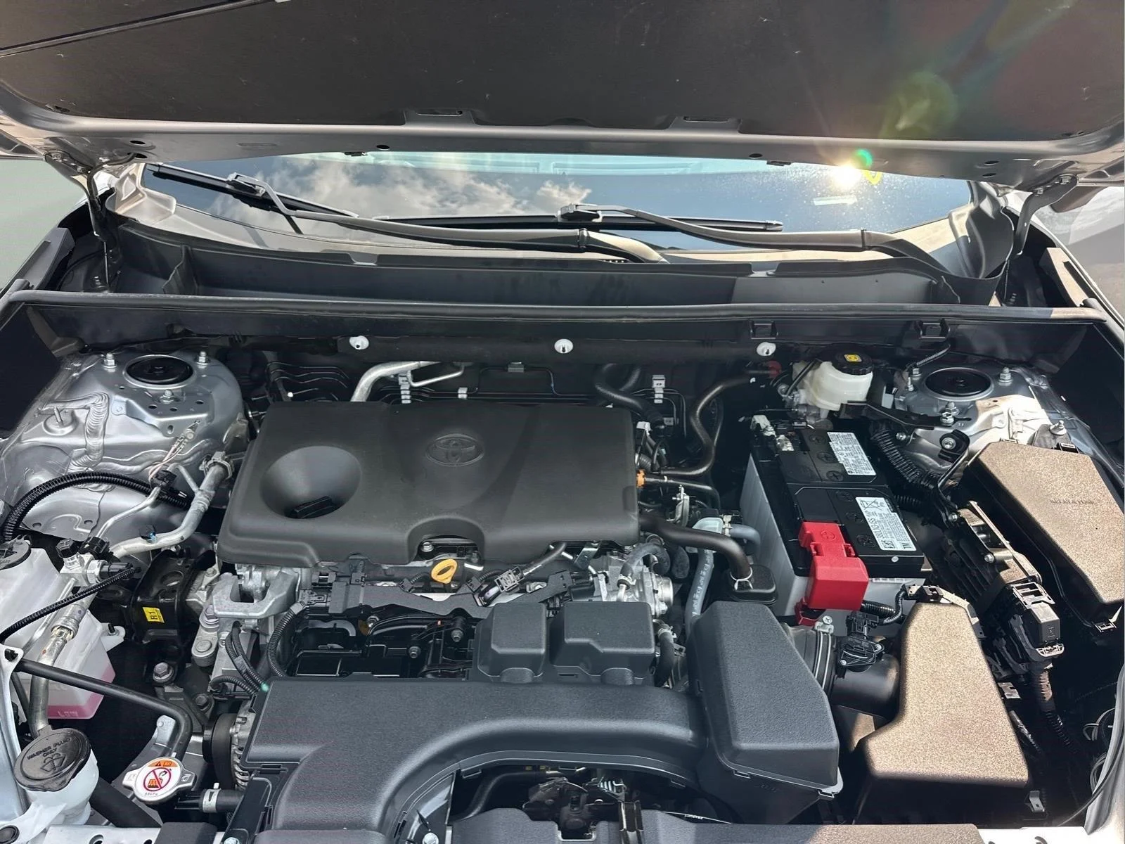 Used 2025 Silver Sky Metallic Toyota LE image 30
