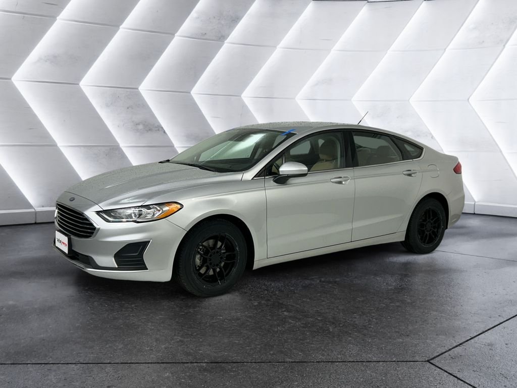 Used 2019 Silver Ford S image 3