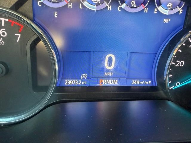 Used 2023 Silver Ford XLT image 5