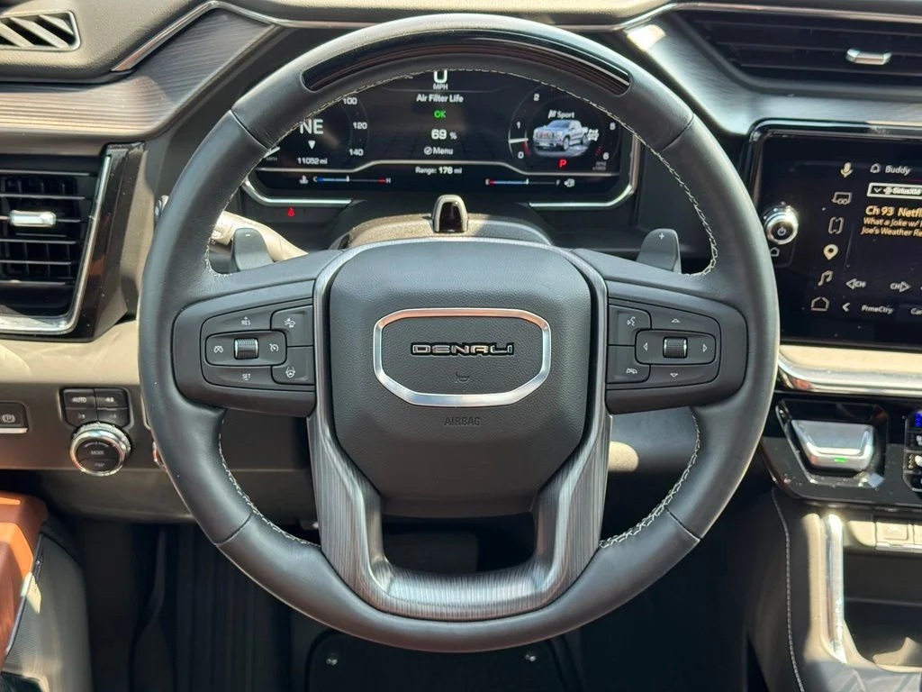 Used 2025 Silver GMC Denali Ultimate image 21