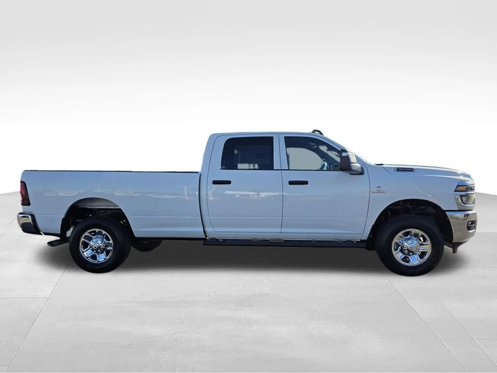 New 2026 Bright White Clear-Coat Exterior Paint RAM Tradesman image 4