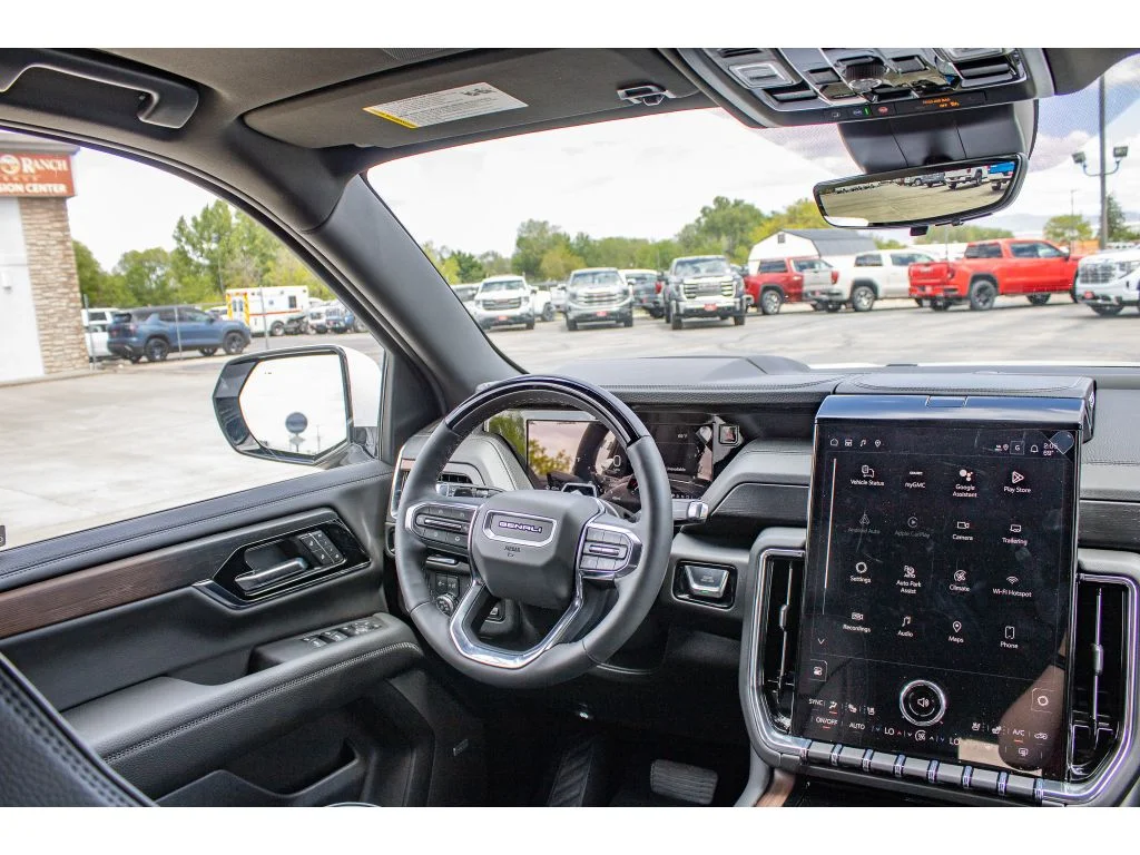 2026 GMC Yukon Denali - Photo 27