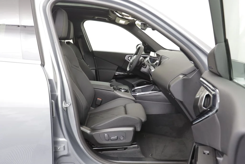 New 2026 Gray BMW 30 xDrive image 19