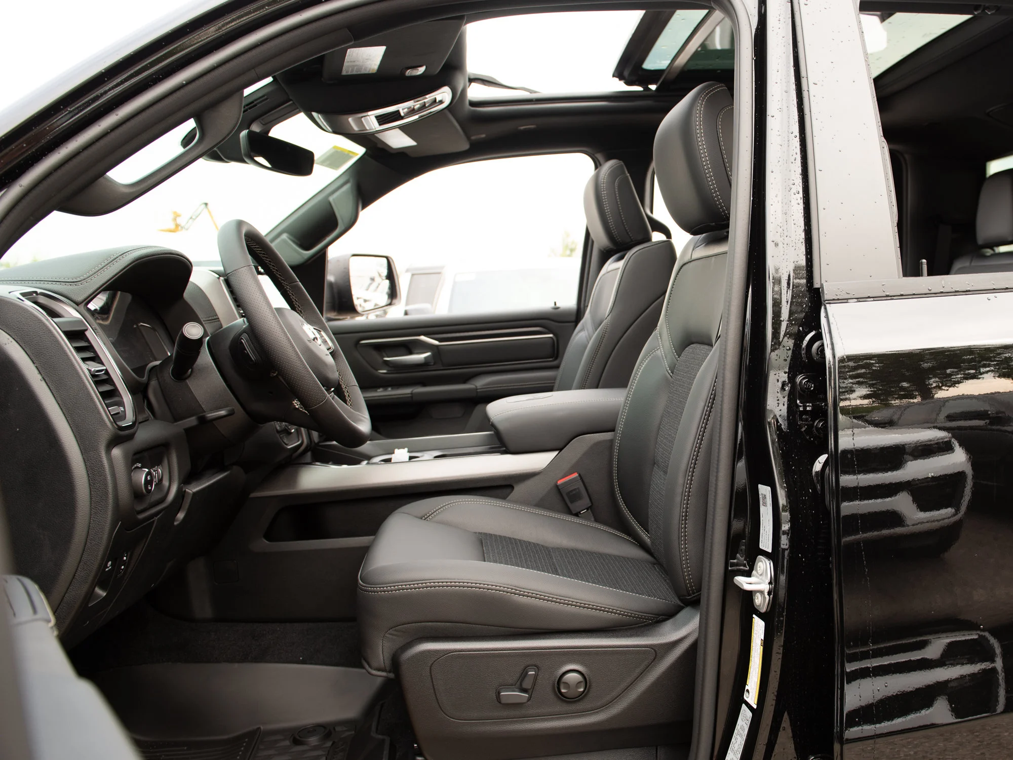 New 2026 Black RAM Sport* image 22