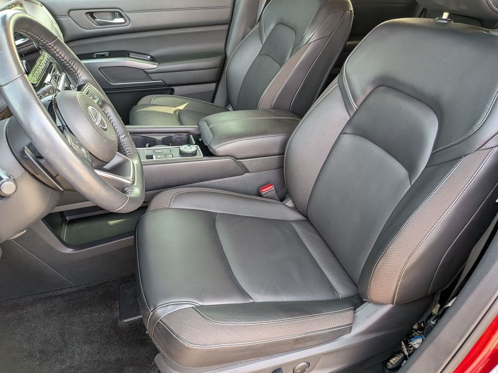 Used 2024 Red Nissan SL image 11