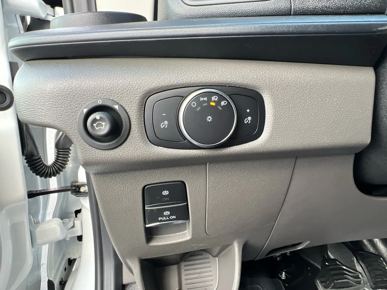 New 2026 Oxford White Ford Cargo Van image 20
