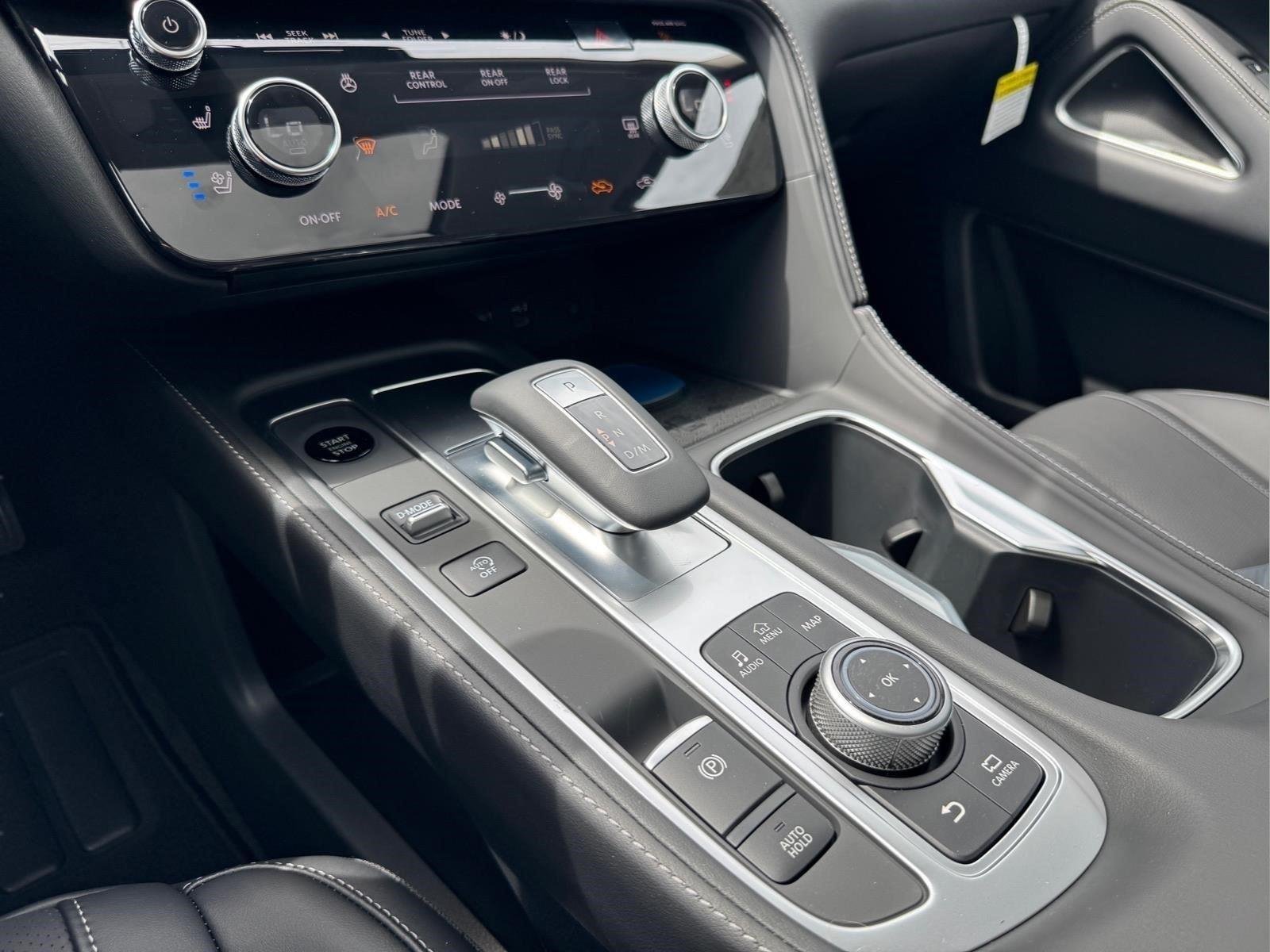 New 2027 GRAPHITE SHADOW INFINITI Luxe FWD image 24
