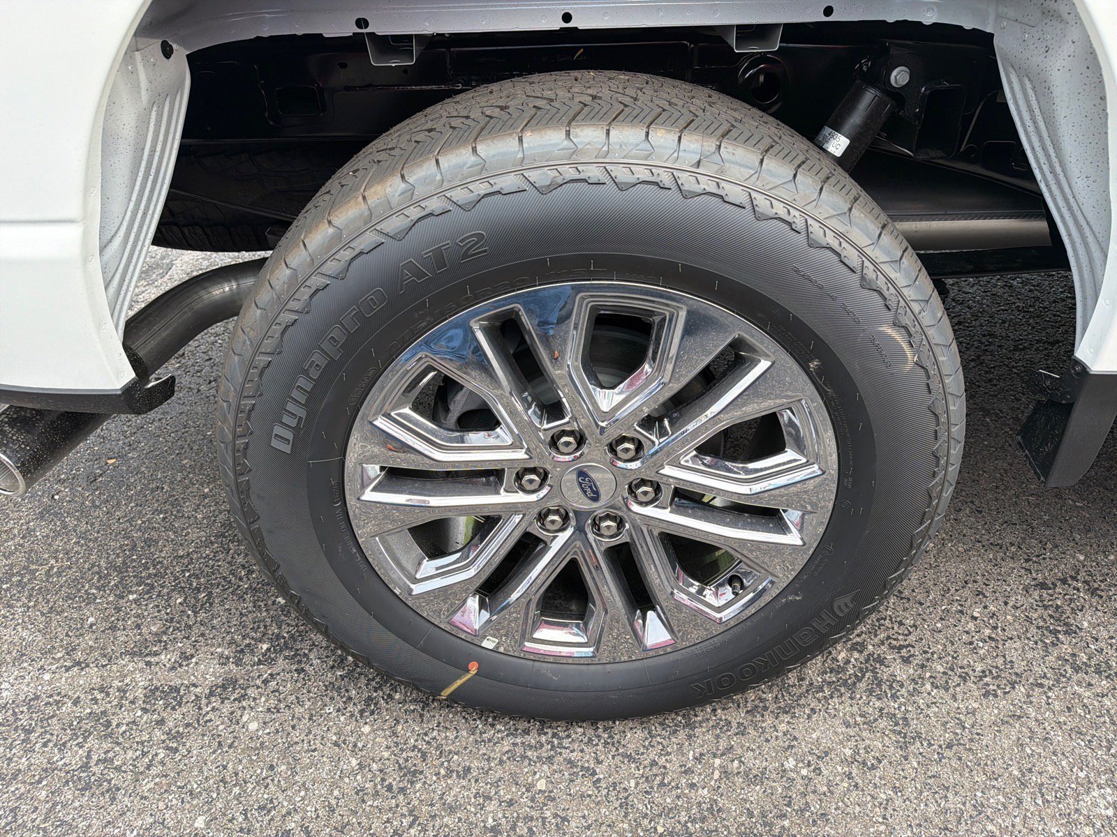 New 2026 Star White Metallic Tri-Coat Ford Lariat® image 5