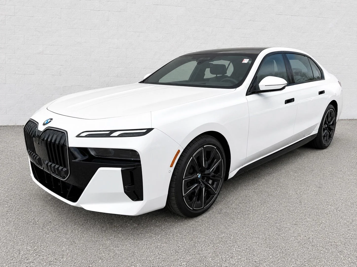 2025 BMW 7 Series 760i xDrive Sedan's photo