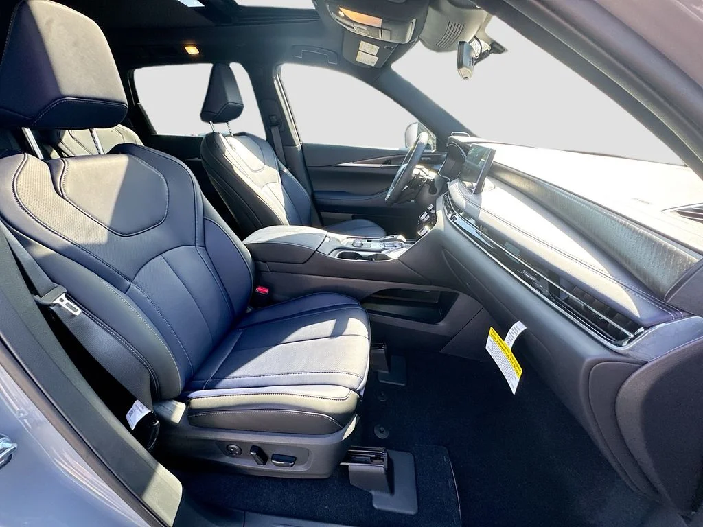 Certified Used 2026 Gray INFINITI SPORT image 32