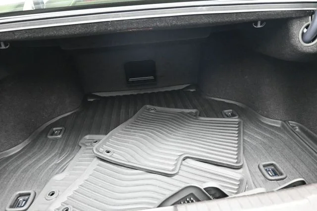 Used 2015  Acura Base image 18
