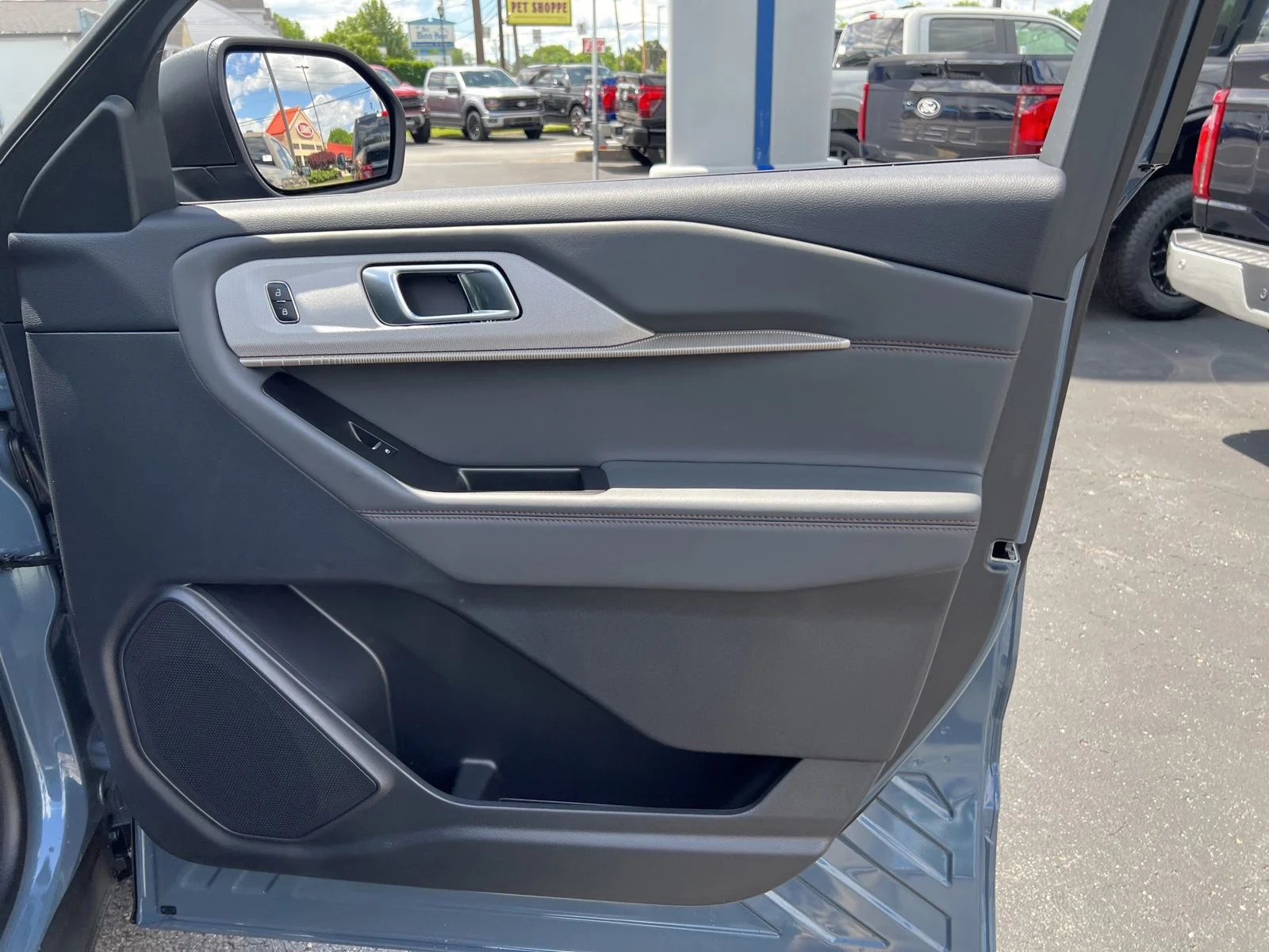 New 2026 Vapor Blue Metallic Ford Active image 45