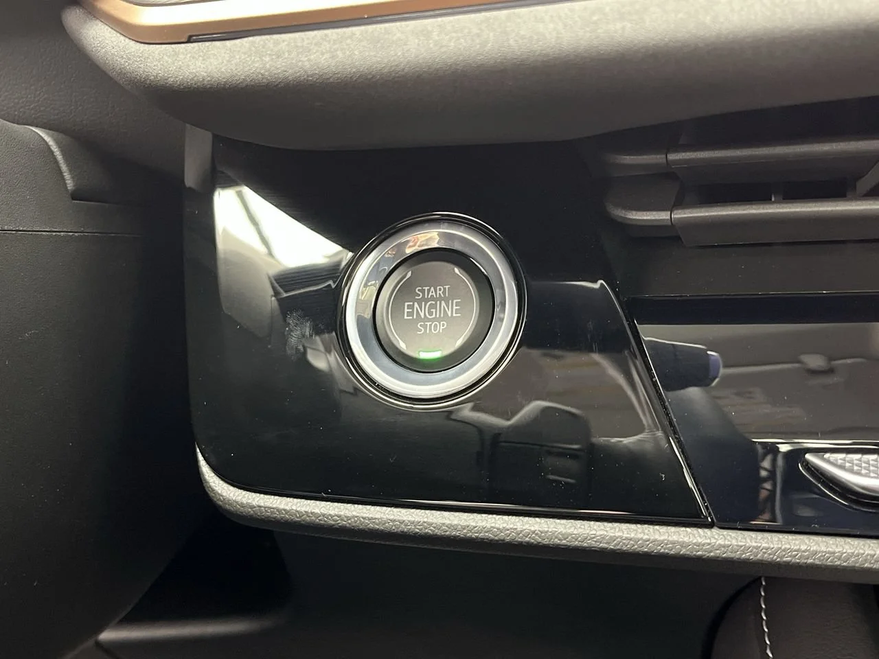 2026 Buick Envision Sport Touring - Photo 23