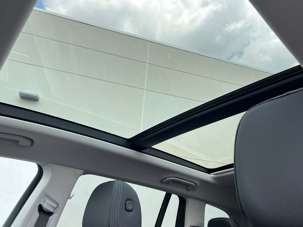 New 2026 Selenite Grey Metallic Mercedes-Benz GLS 450 image 24